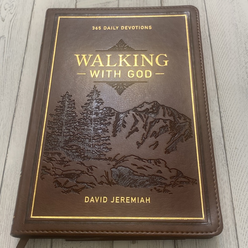 365 Daily Devotions WALKING WITH GOD 
By David Jeremiah